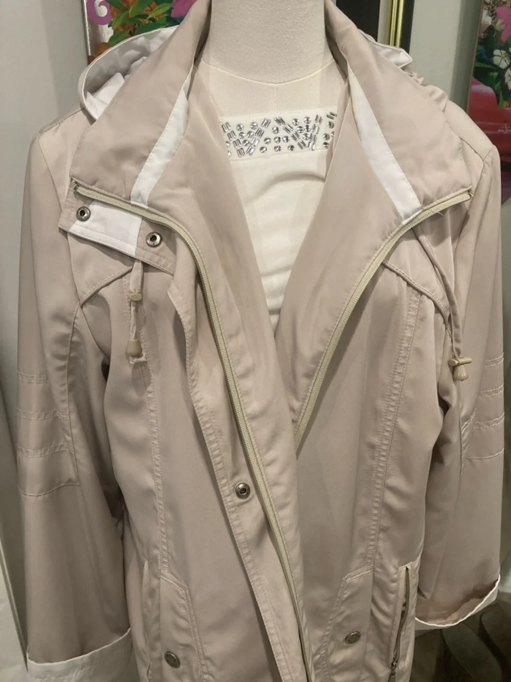 Alia Light Beige Hooded Utility Jacket - Picture 3 of 7